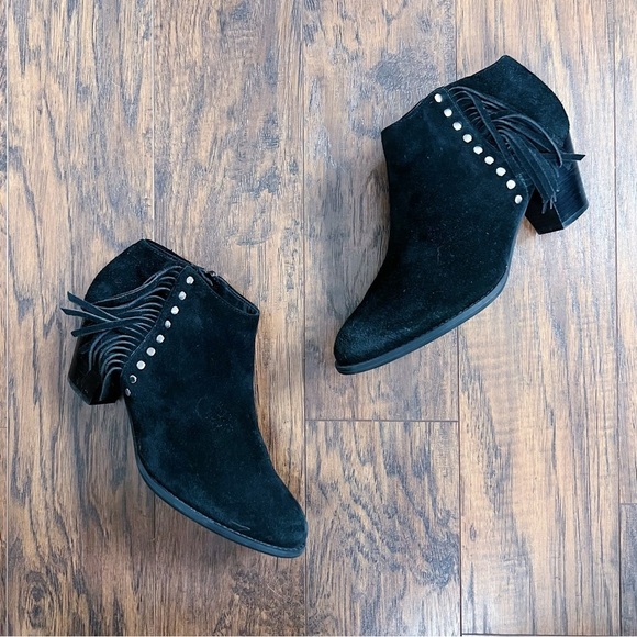 Vionic • Faros Fringed Bootie ankle boot black suede heeled studded orthotic - Picture 3 of 13